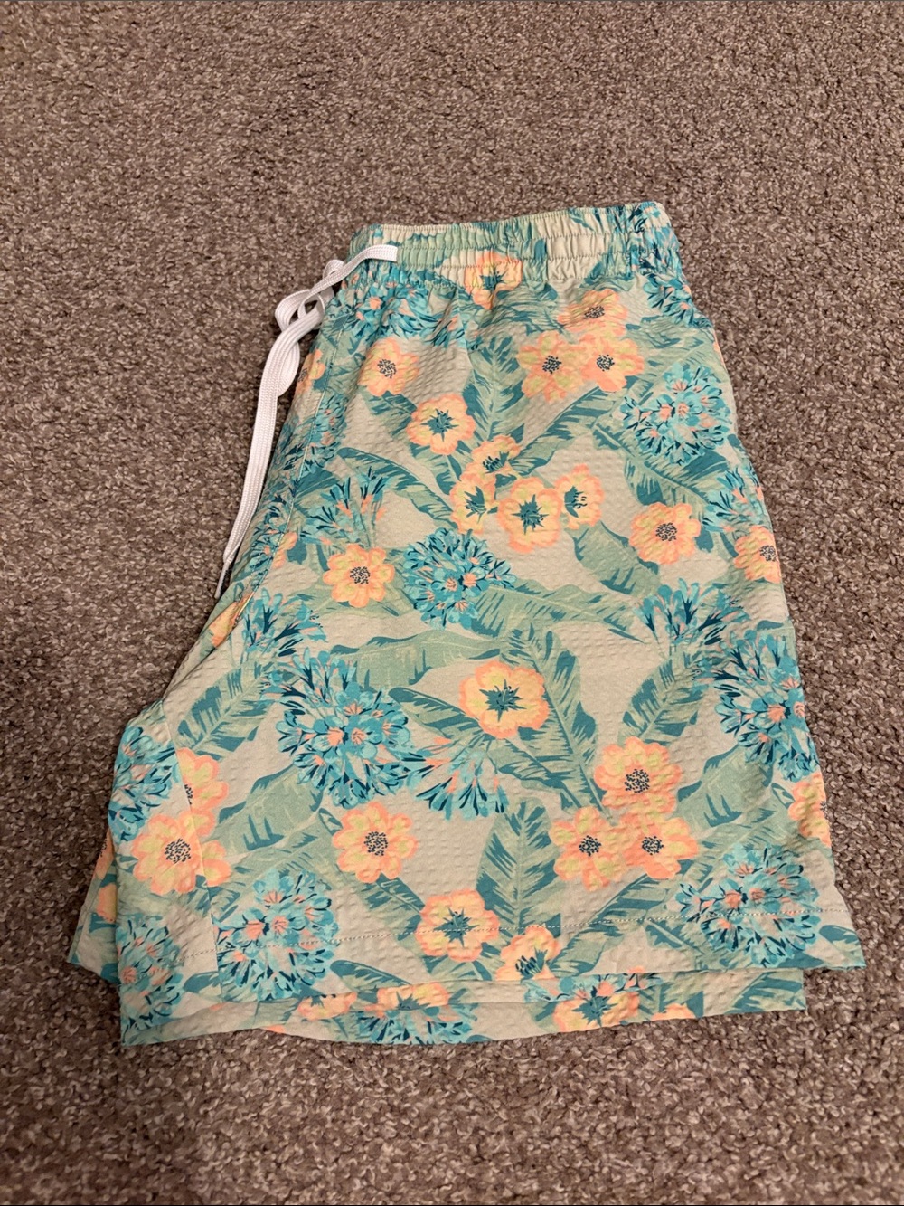 chubbies Men's Teal Floral Swim Trunks with Yellow Accents